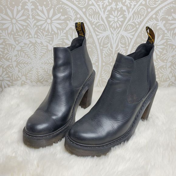 dr martens hurston black